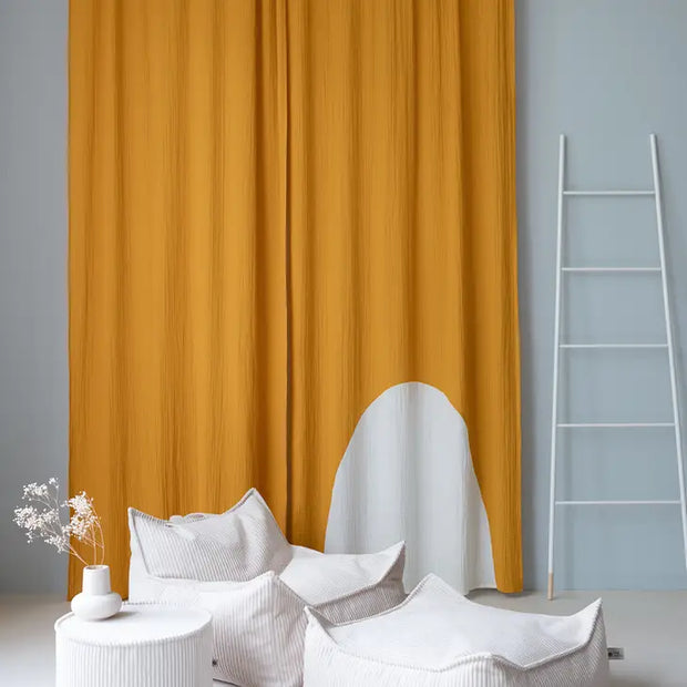 Curtain