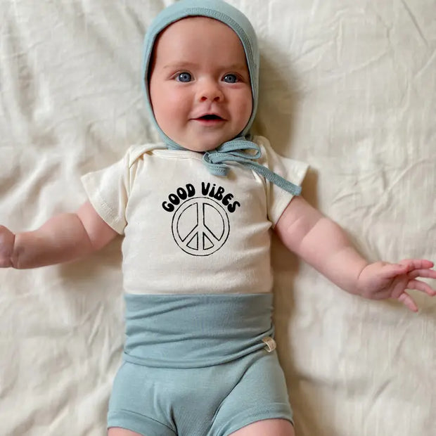 Good Vibes Organic Cotton Baby Bodysuit | Short Sleeve